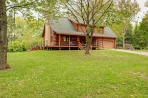 On-Site Lake and Gazebo Cabin in Yellow Springs!